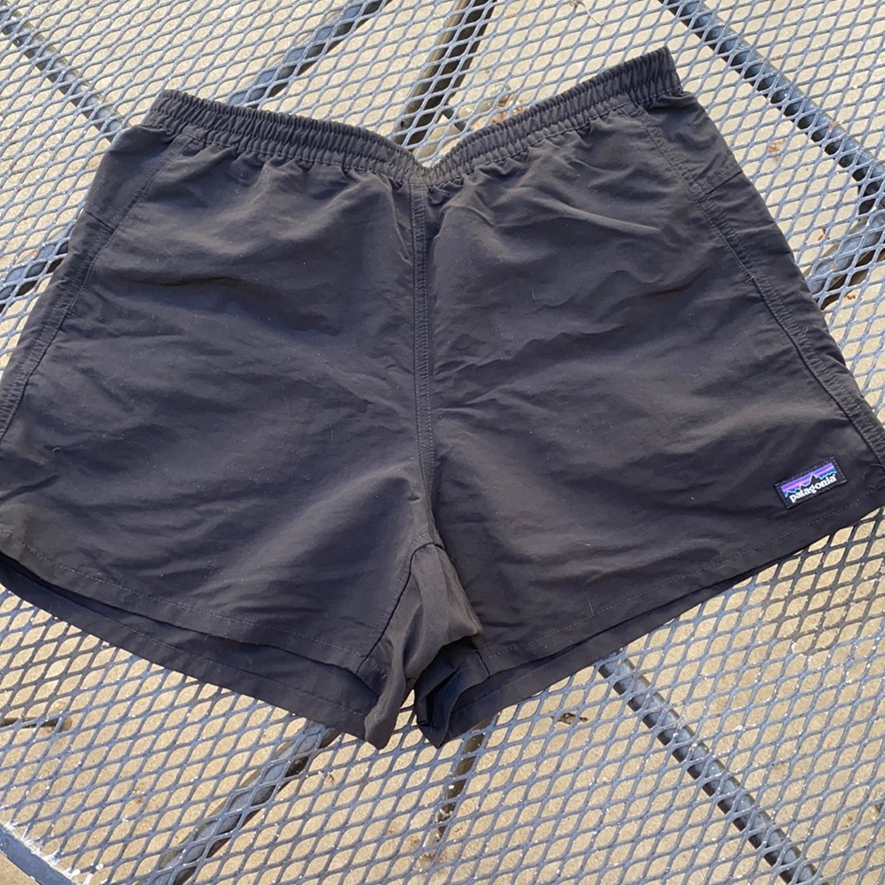 Patagonia Women’s Black Baggies Shorts 5”